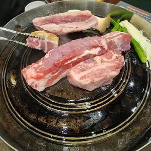 고부돈 솥뚜껑구이 사진
