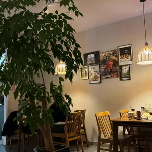 이뜰리 리뷰 사진