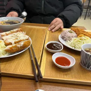 돈카츠마켙 사진