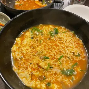 부싯돌푸짐한집 사진