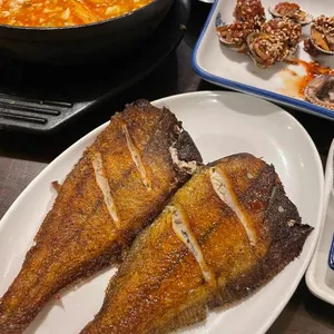 부싯돌푸짐한집 사진
