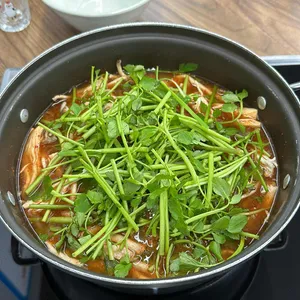 빨간도깨비 샤브샤브 손칼국수 사진