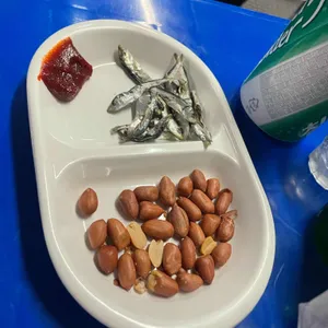 저수지 사진