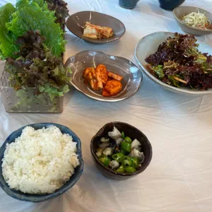 내뜨리네 사진