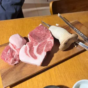 모옥살 사진