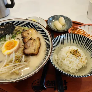 핵밥 사진