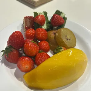 애슐리 퀸즈 사진