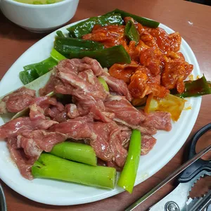 신사돼지뽈집 사진