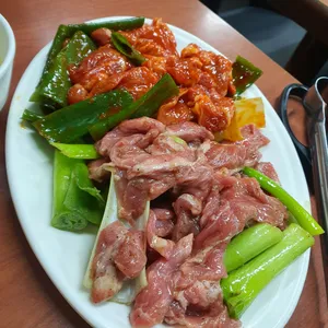 신사돼지뽈집 사진