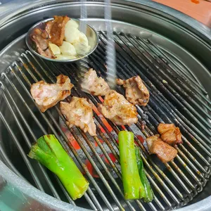 신사돼지뽈집 사진