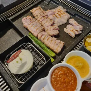 쏘삼208 사진