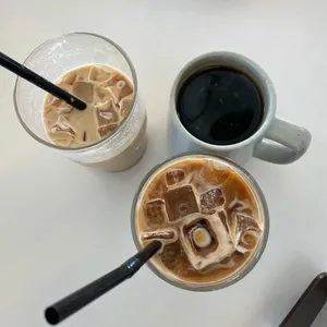 레인디어 커피 사진