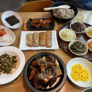 봄이보리밥 사진