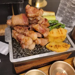 임금돼지 사진