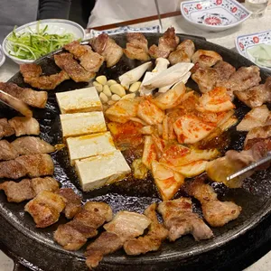 진짜무쇠삼겹 사진