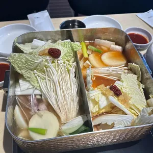 삼경일 사진
