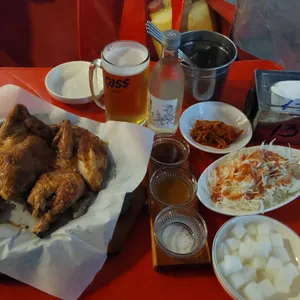 참나무숯불통닭 사진