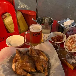 참나무숯불통닭 사진