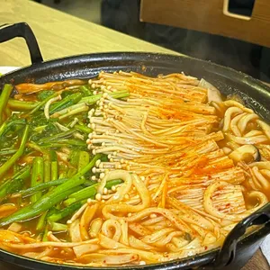 영양버섯칼국수 사진