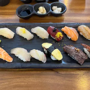 스시 꽃피다 사진