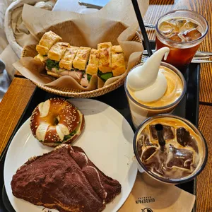 꾸드뱅 리뷰 사진