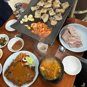 명동식당 사진