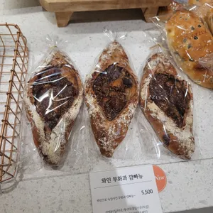 베즐리 리뷰 사진