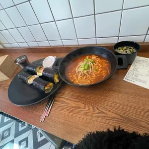 청담동마녀김밥 사진