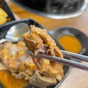 서가네 감자탕 뼈찜 사진
