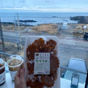 장인더 사진