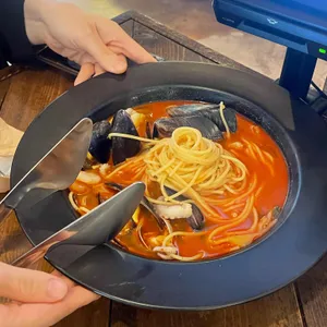 애니홀 사진