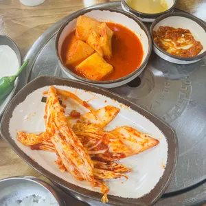뚱딴지감자탕해장국 사진