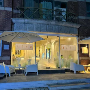 아티스타 리뷰 사진