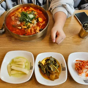 닭곰탱이 사진