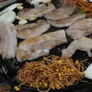 언양생고기 거북이 김치삼겹살 고추장불고기 사진