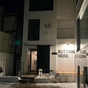 버튼업 바 앤 키친 리뷰 사진