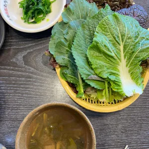 우렁쌈밥마당 사진