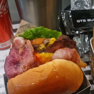 GTS버거 사진