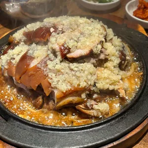탐탐오향족발 사진