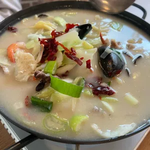 치킨매니아 사진