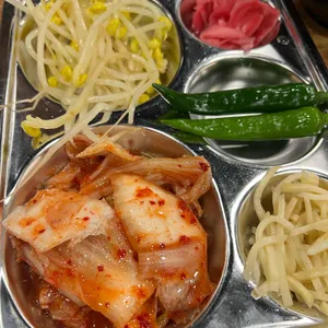 장어훔친소도둑 사진