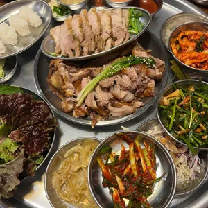 완미족발 사진