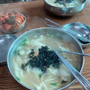 홍두깨칼국수 사진