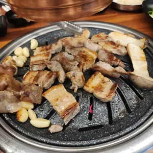 명가우돈 사진