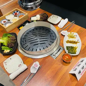 더바른식당 사진