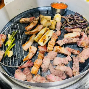 더바른식당 사진