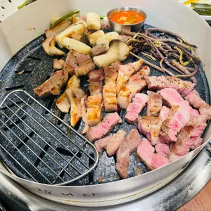 더바른식당 사진