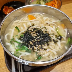 명품팔도칼제비 사진