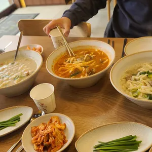 고향 엄마손 생바지락 칼국수 사진