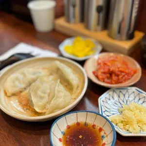 멘야신 사진